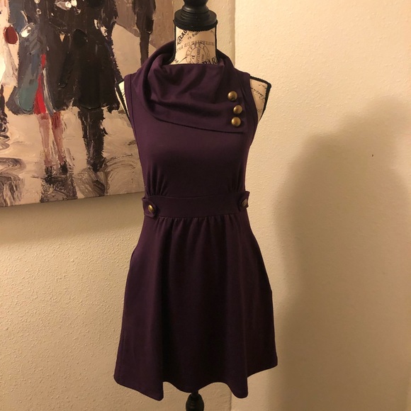 Adorable sleeveless cowl neck dress size small - Picture 3 of 7